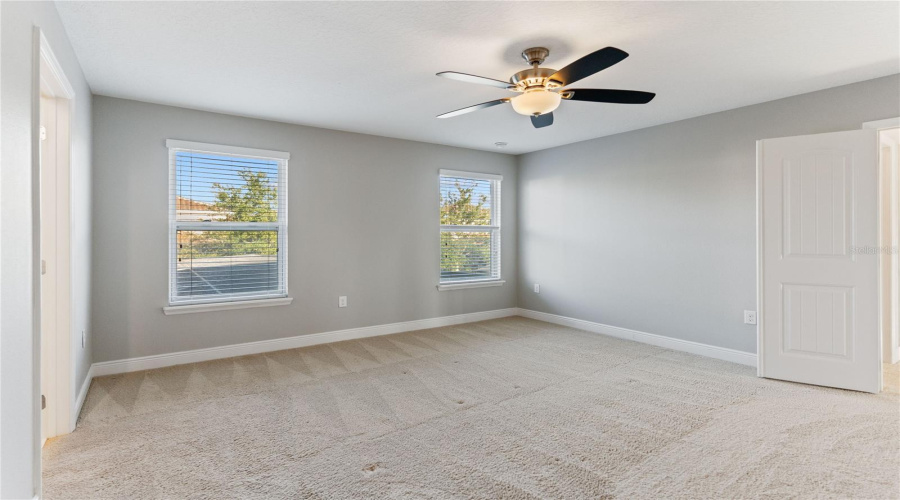 lots of natural light in secondary primary