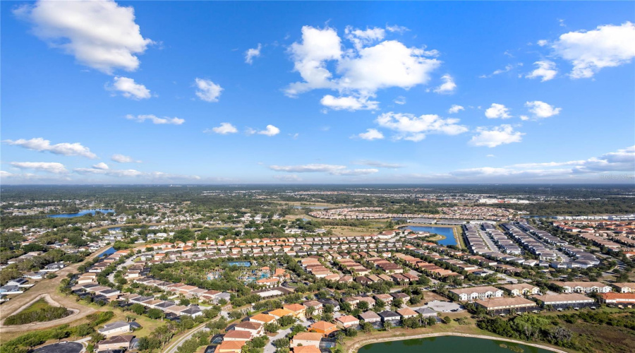 DAVENPORT, Florida 33837, 5 Bedrooms Bedrooms, ,4 BathroomsBathrooms,Residential,For Sale,WILDWOOD,0,MFRO6302043