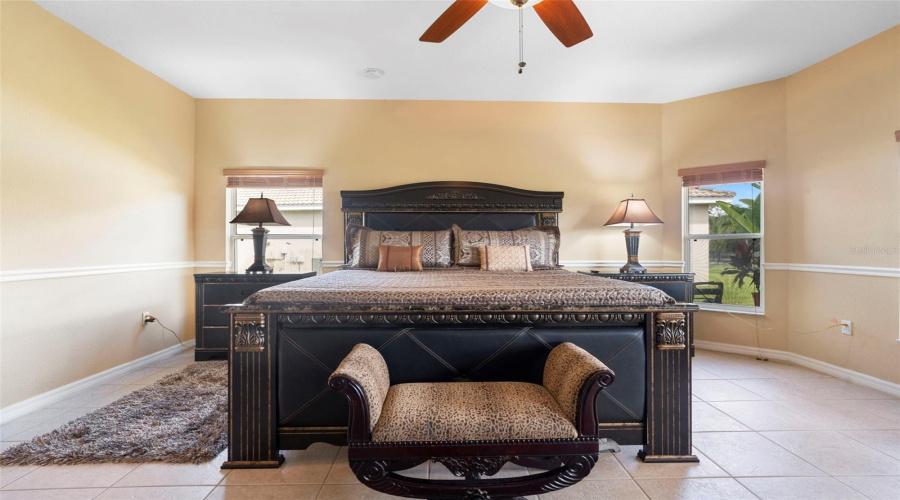 KISSIMMEE, Florida 34746, 4 Bedrooms Bedrooms, ,3 BathroomsBathrooms,Residential,For Sale,NAVIGATOR,0,MFRO6354899