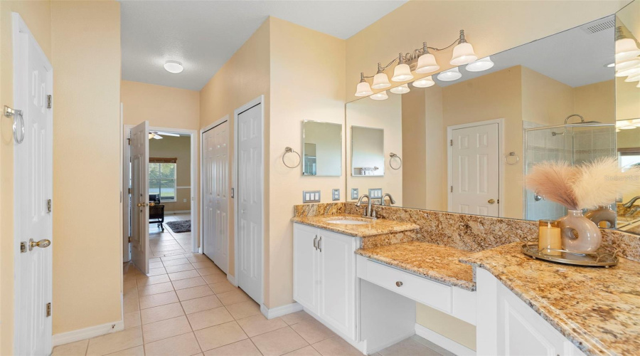KISSIMMEE, Florida 34746, 4 Bedrooms Bedrooms, ,3 BathroomsBathrooms,Residential,For Sale,NAVIGATOR,0,MFRO6354899
