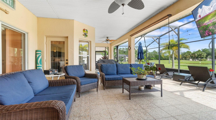 KISSIMMEE, Florida 34746, 4 Bedrooms Bedrooms, ,3 BathroomsBathrooms,Residential,For Sale,NAVIGATOR,0,MFRO6354899