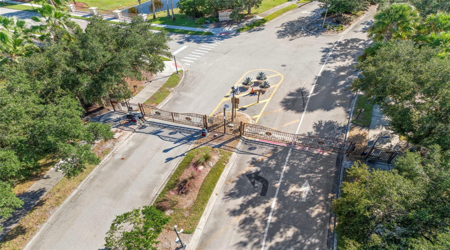 KISSIMMEE, Florida 34746, 4 Bedrooms Bedrooms, ,3 BathroomsBathrooms,Residential,For Sale,NAVIGATOR,0,MFRO6354899