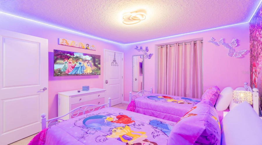 DAVENPORT, Florida 33897, 5 Bedrooms Bedrooms, ,4 BathroomsBathrooms,Residential,For Sale,PARADISE,0,MFRO6354496 DAVENPORT, Florida 33897, 5 Bedrooms Bedrooms, ,4 BathroomsBathrooms,Residential,For Sale,PARADISE,0,MFRO6354496