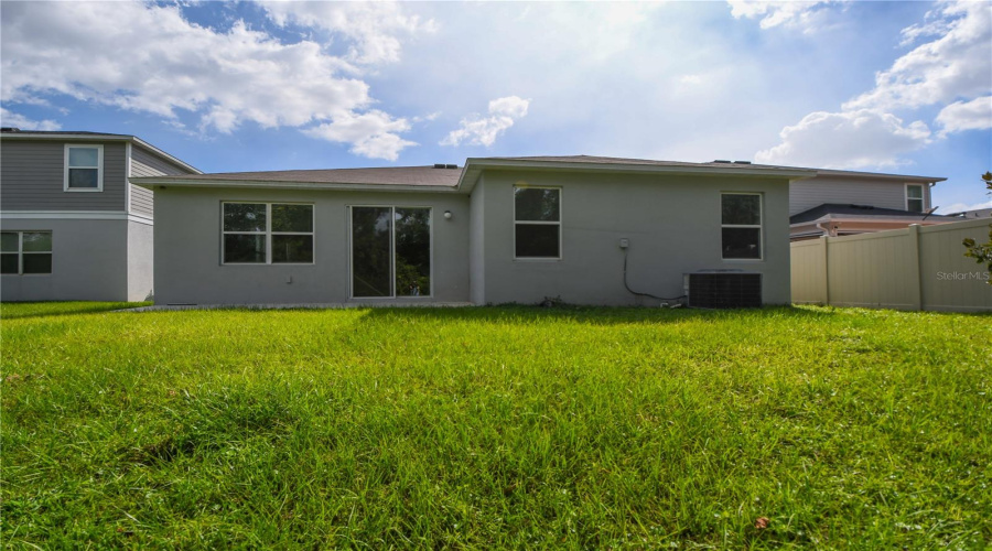 DAVENPORT, Florida 33896, 4 Bedrooms Bedrooms, ,2 BathroomsBathrooms,Residential,For Sale,AUGUSTUS,0,MFRS5137198