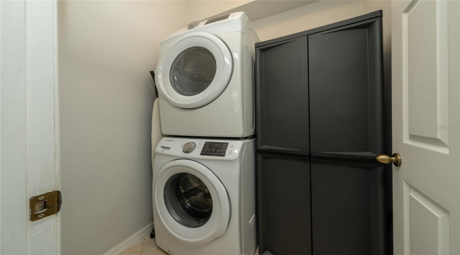 KISSIMMEE, Florida 34746, 5 Bedrooms Bedrooms, ,3 BathroomsBathrooms,Residential,For Sale,EMERALD GREEN,0,MFRO6355005 KISSIMMEE, Florida 34746, 5 Bedrooms Bedrooms, ,3 BathroomsBathrooms,Residential,For Sale,EMERALD GREEN,0,MFRO6355005