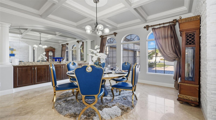 Forma Dinning Forma Dinning