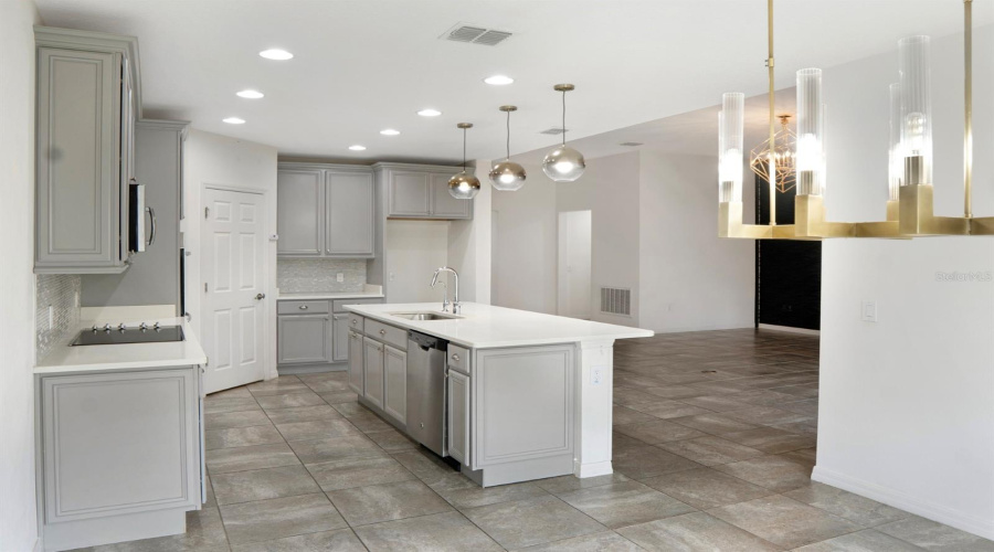 KISSIMMEE, Florida 34746, 4 Bedrooms Bedrooms, ,3 BathroomsBathrooms,Residential,For Sale,GOLDEN KNOT,0,MFRS5137188 KISSIMMEE, Florida 34746, 4 Bedrooms Bedrooms, ,3 BathroomsBathrooms,Residential,For Sale,GOLDEN KNOT,0,MFRS5137188