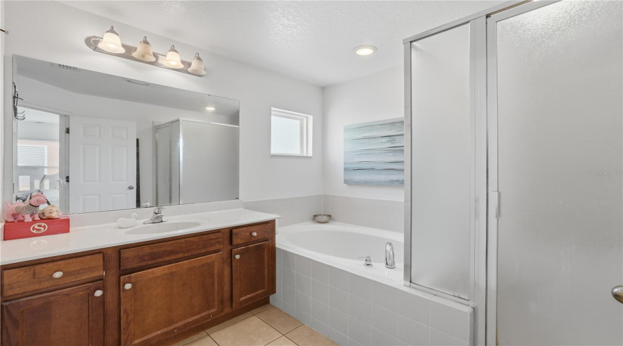 DAVENPORT, Florida 33837, 6 Bedrooms Bedrooms, ,5 BathroomsBathrooms,Residential,For Sale,ORANGE COSMOS,0,MFRO6354275 DAVENPORT, Florida 33837, 6 Bedrooms Bedrooms, ,5 BathroomsBathrooms,Residential,For Sale,ORANGE COSMOS,0,MFRO6354275