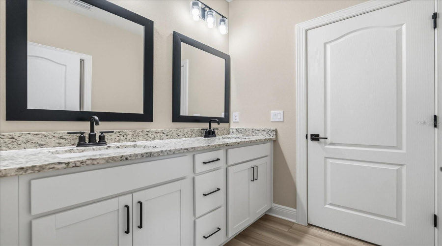 KISSIMMEE, Florida 34747, 6 Bedrooms Bedrooms, ,4 BathroomsBathrooms,Residential,For Sale,SOMERSWORTH,0,MFRO6354556 KISSIMMEE, Florida 34747, 6 Bedrooms Bedrooms, ,4 BathroomsBathrooms,Residential,For Sale,SOMERSWORTH,0,MFRO6354556