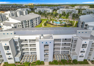KISSIMMEE, Florida 34746, 2 Bedrooms Bedrooms, ,2 BathroomsBathrooms,Residential,For Sale,PARADOX,0,MFRO6354937