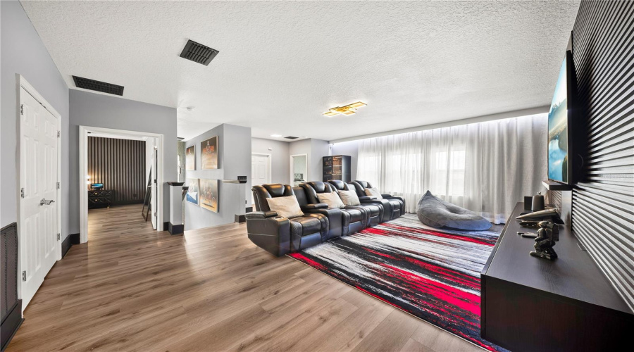 ORLANDO, Florida 32836, 5 Bedrooms Bedrooms, ,3 BathroomsBathrooms,Residential,For Sale,PRINCE HARRY,0,MFRO6354365 ORLANDO, Florida 32836, 5 Bedrooms Bedrooms, ,3 BathroomsBathrooms,Residential,For Sale,PRINCE HARRY,0,MFRO6354365