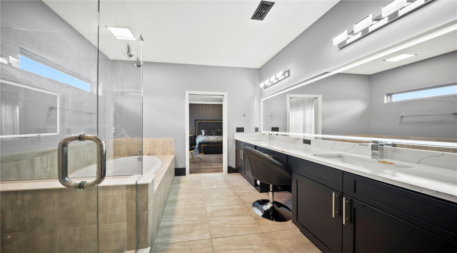ORLANDO, Florida 32836, 5 Bedrooms Bedrooms, ,3 BathroomsBathrooms,Residential,For Sale,PRINCE HARRY,0,MFRO6354365 ORLANDO, Florida 32836, 5 Bedrooms Bedrooms, ,3 BathroomsBathrooms,Residential,For Sale,PRINCE HARRY,0,MFRO6354365
