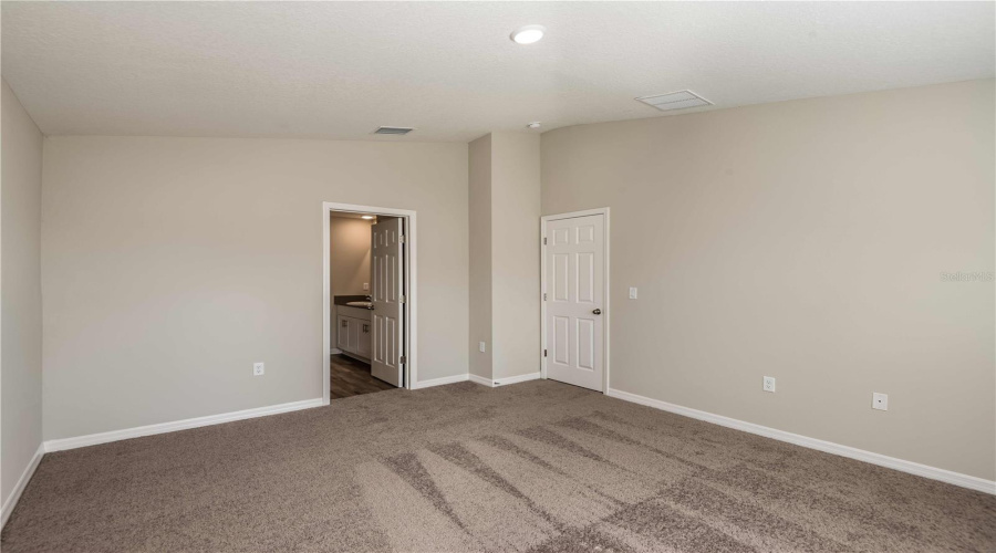 DAVENPORT, Florida 33837, 4 Bedrooms Bedrooms, ,2 BathroomsBathrooms,Residential,For Sale,RIVER BEACON,0,MFRTB8441172 DAVENPORT, Florida 33837, 4 Bedrooms Bedrooms, ,2 BathroomsBathrooms,Residential,For Sale,RIVER BEACON,0,MFRTB8441172