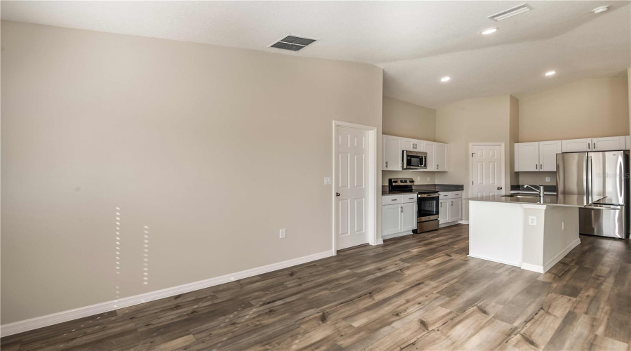 DAVENPORT, Florida 33837, 4 Bedrooms Bedrooms, ,2 BathroomsBathrooms,Residential,For Sale,RIVER BEACON,0,MFRTB8441172 DAVENPORT, Florida 33837, 4 Bedrooms Bedrooms, ,2 BathroomsBathrooms,Residential,For Sale,RIVER BEACON,0,MFRTB8441172