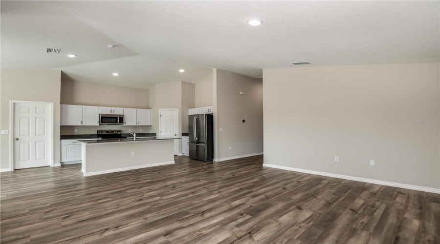 DAVENPORT, Florida 33837, 4 Bedrooms Bedrooms, ,2 BathroomsBathrooms,Residential,For Sale,RIVER BEACON,0,MFRTB8441172 DAVENPORT, Florida 33837, 4 Bedrooms Bedrooms, ,2 BathroomsBathrooms,Residential,For Sale,RIVER BEACON,0,MFRTB8441172