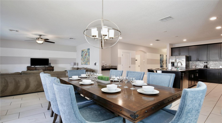 KISSIMMEE, Florida 34746, 6 Bedrooms Bedrooms, ,5 BathroomsBathrooms,Residential,For Sale,KINGS CASTLE,0,MFRO6333884 KISSIMMEE, Florida 34746, 6 Bedrooms Bedrooms, ,5 BathroomsBathrooms,Residential,For Sale,KINGS CASTLE,0,MFRO6333884
