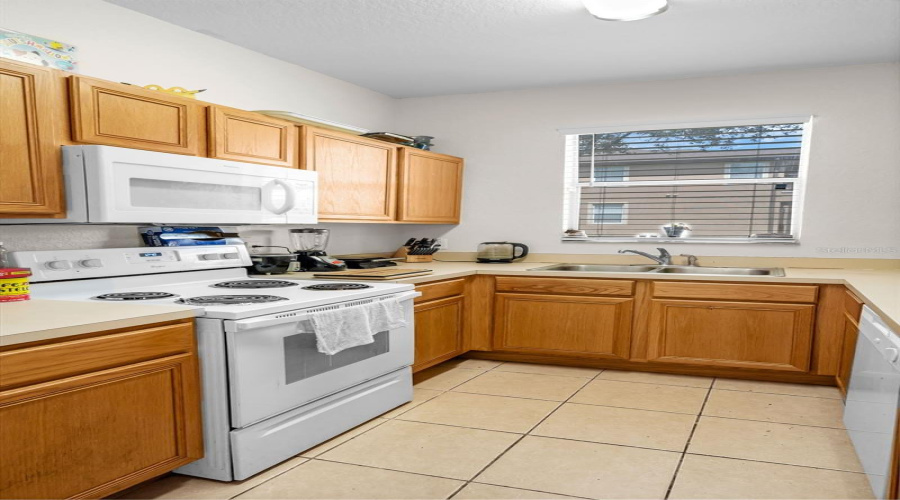 DAVENPORT, Florida 33897, 4 Bedrooms Bedrooms, ,3 BathroomsBathrooms,Residential,For Sale,TERRA LAGO,0,MFRO6350681 DAVENPORT, Florida 33897, 4 Bedrooms Bedrooms, ,3 BathroomsBathrooms,Residential,For Sale,TERRA LAGO,0,MFRO6350681