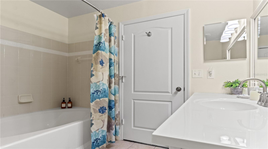 KISSIMMEE, Florida 34746, 2 Bedrooms Bedrooms, ,2 BathroomsBathrooms,Residential,For Sale,BONFIRE BEACH,0,MFRO6354451 KISSIMMEE, Florida 34746, 2 Bedrooms Bedrooms, ,2 BathroomsBathrooms,Residential,For Sale,BONFIRE BEACH,0,MFRO6354451