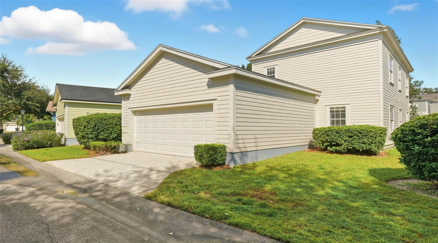 CELEBRATION, Florida 34747, 3 Bedrooms Bedrooms, ,2 BathroomsBathrooms,Residential,For Sale,OAK POND,0,MFRO6354720