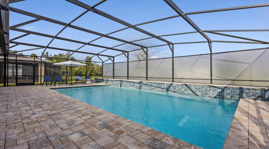Saltwater pool! Saltwater pool!