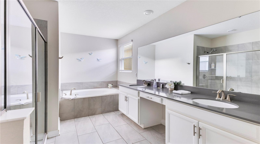 KISSIMMEE, Florida 34746, 6 Bedrooms Bedrooms, ,5 BathroomsBathrooms,Residential,For Sale,BOOKMARK,0,MFRO6355089 KISSIMMEE, Florida 34746, 6 Bedrooms Bedrooms, ,5 BathroomsBathrooms,Residential,For Sale,BOOKMARK,0,MFRO6355089
