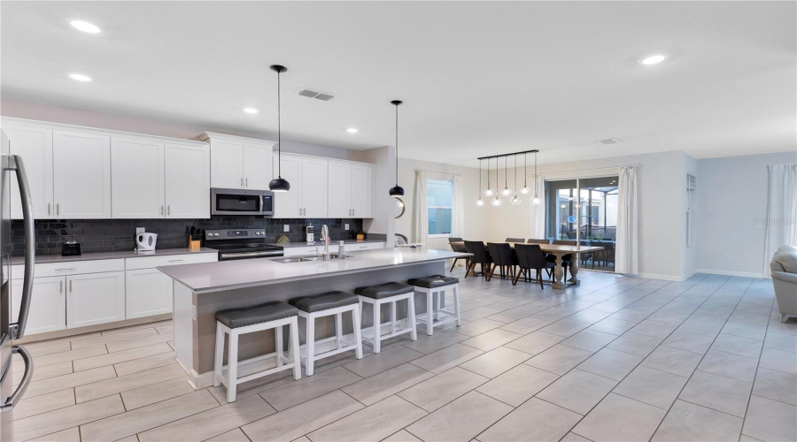 KISSIMMEE, Florida 34746, 6 Bedrooms Bedrooms, ,5 BathroomsBathrooms,Residential,For Sale,BOOKMARK,0,MFRO6355089 KISSIMMEE, Florida 34746, 6 Bedrooms Bedrooms, ,5 BathroomsBathrooms,Residential,For Sale,BOOKMARK,0,MFRO6355089