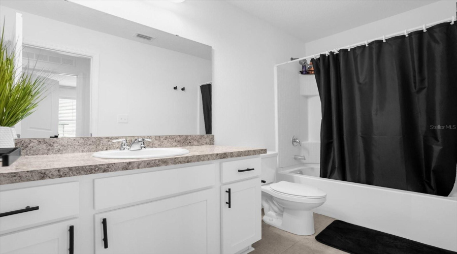 DAVENPORT, Florida 33837, 3 Bedrooms Bedrooms, ,2 BathroomsBathrooms,Residential,For Sale,MADISON,0,MFRO6259235
