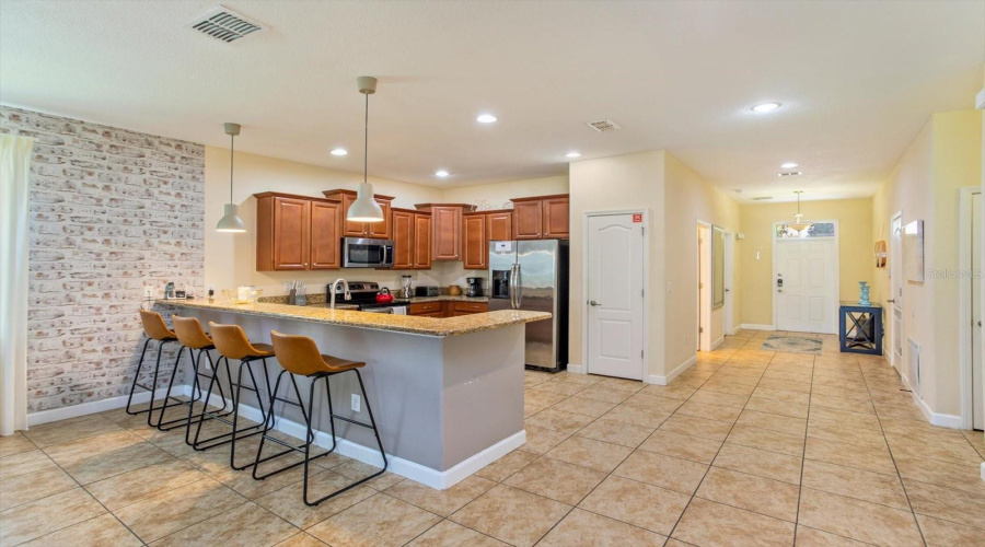 DAVENPORT, Florida 33896, 7 Bedrooms Bedrooms, ,5 BathroomsBathrooms,Residential,For Sale,MOON VALLEY,0,MFRO6355610