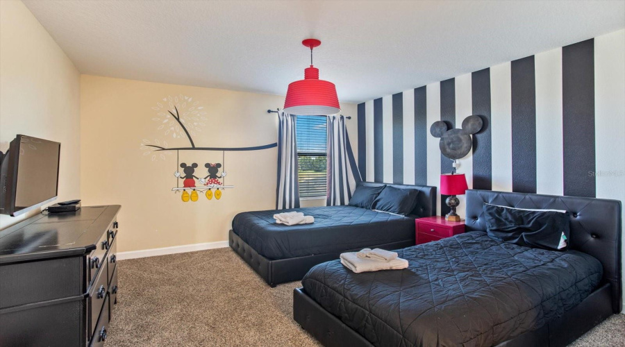 DAVENPORT, Florida 33896, 7 Bedrooms Bedrooms, ,5 BathroomsBathrooms,Residential,For Sale,MOON VALLEY,0,MFRO6355610