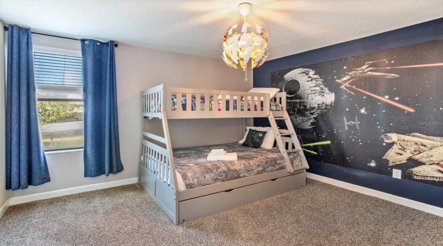 DAVENPORT, Florida 33896, 7 Bedrooms Bedrooms, ,5 BathroomsBathrooms,Residential,For Sale,MOON VALLEY,0,MFRO6355610