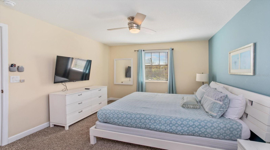 DAVENPORT, Florida 33896, 7 Bedrooms Bedrooms, ,5 BathroomsBathrooms,Residential,For Sale,MOON VALLEY,0,MFRO6355610