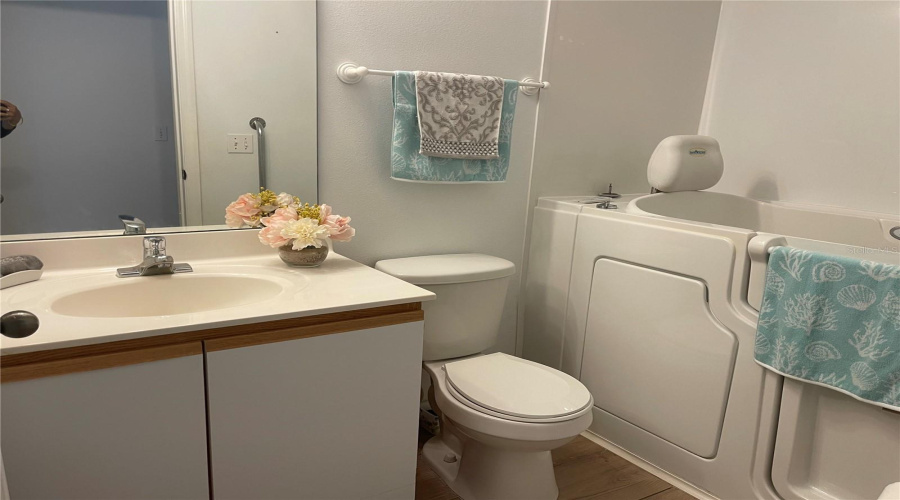 DAVENPORT, Florida 33897, 4 Bedrooms Bedrooms, ,2 BathroomsBathrooms,Residential,For Sale,ELGIN,0,MFRS5130870