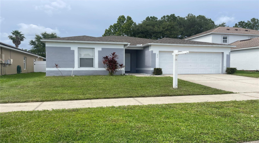 DAVENPORT, Florida 33897, 4 Bedrooms Bedrooms, ,2 BathroomsBathrooms,Residential,For Sale,ELGIN,0,MFRS5130870