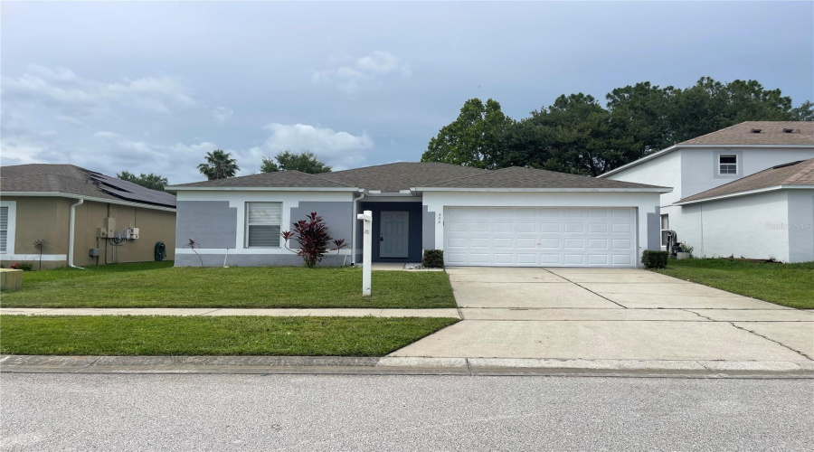 DAVENPORT, Florida 33897, 4 Bedrooms Bedrooms, ,2 BathroomsBathrooms,Residential,For Sale,ELGIN,0,MFRS5130870