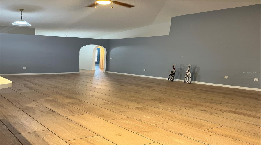 DAVENPORT, Florida 33897, 4 Bedrooms Bedrooms, ,2 BathroomsBathrooms,Residential,For Sale,ELGIN,0,MFRS5130870