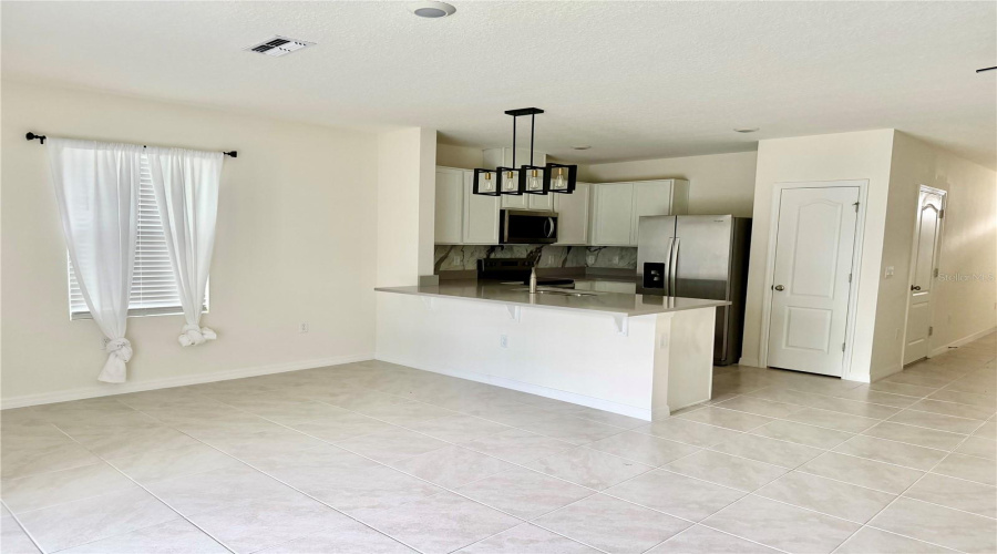 DAVENPORT, Florida 33837, 3 Bedrooms Bedrooms, ,2 BathroomsBathrooms,Residential,For Sale,ROCK ELM,0,MFRS5137381