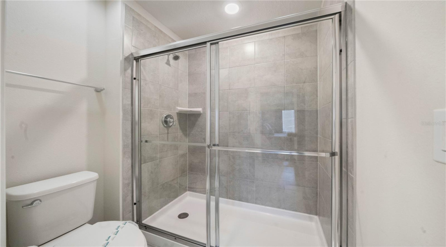 DAVENPORT, Florida 33897, 5 Bedrooms Bedrooms, ,4 BathroomsBathrooms,Residential,For Sale,LANA,0,MFRO6265856