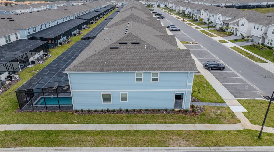 DAVENPORT, Florida 33897, 5 Bedrooms Bedrooms, ,4 BathroomsBathrooms,Residential,For Sale,LANA,0,MFRO6265856