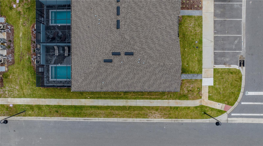 DAVENPORT, Florida 33897, 5 Bedrooms Bedrooms, ,4 BathroomsBathrooms,Residential,For Sale,LANA,0,MFRO6265856