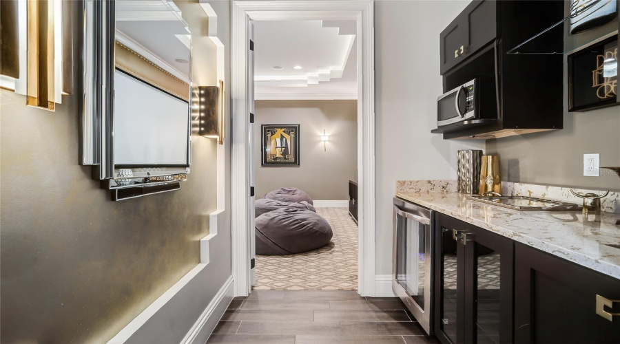 Entertainment entry Entertainment entry