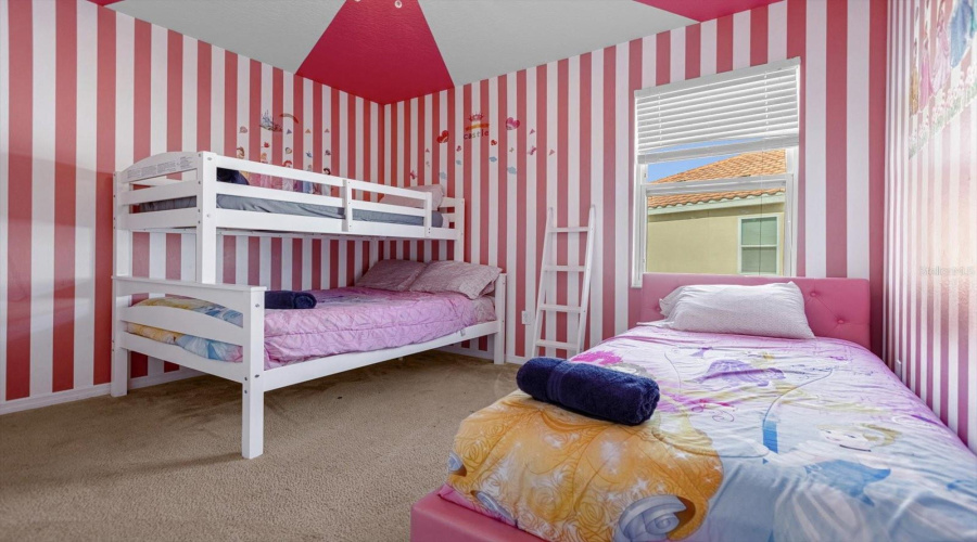 DAVENPORT, Florida 33837, 14 Bedrooms Bedrooms, ,11 BathroomsBathrooms,Residential,For Sale,OAK GREEN,0,MFRA4669432 DAVENPORT, Florida 33837, 14 Bedrooms Bedrooms, ,11 BathroomsBathrooms,Residential,For Sale,OAK GREEN,0,MFRA4669432