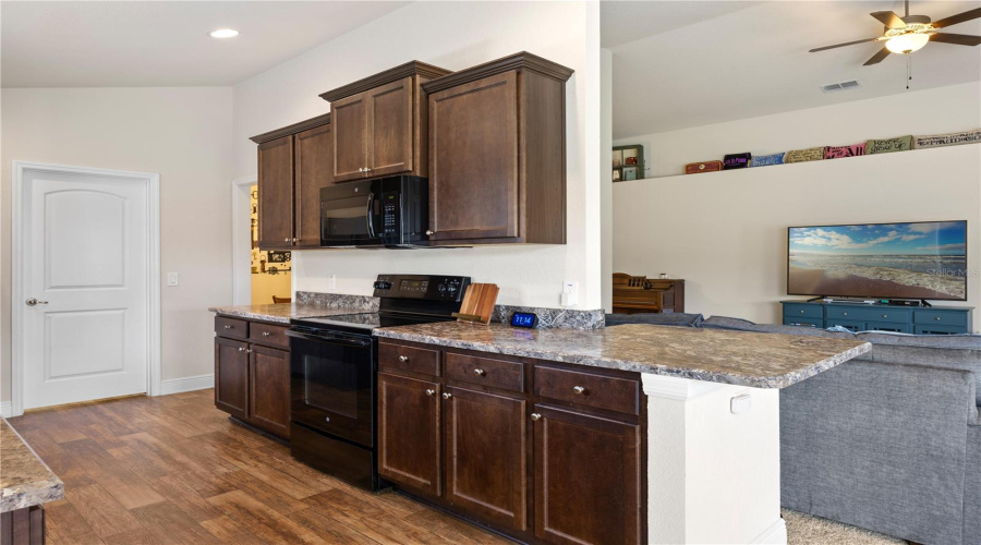 DAVENPORT, Florida 33837, 3 Bedrooms Bedrooms, ,2 BathroomsBathrooms,Residential,For Sale,SAND HILL POINT,0,MFRP4935935 DAVENPORT, Florida 33837, 3 Bedrooms Bedrooms, ,2 BathroomsBathrooms,Residential,For Sale,SAND HILL POINT,0,MFRP4935935