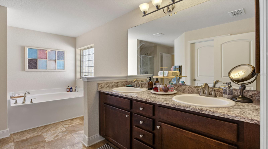 DAVENPORT, Florida 33837, 3 Bedrooms Bedrooms, ,2 BathroomsBathrooms,Residential,For Sale,SAND HILL POINT,0,MFRP4935935 DAVENPORT, Florida 33837, 3 Bedrooms Bedrooms, ,2 BathroomsBathrooms,Residential,For Sale,SAND HILL POINT,0,MFRP4935935