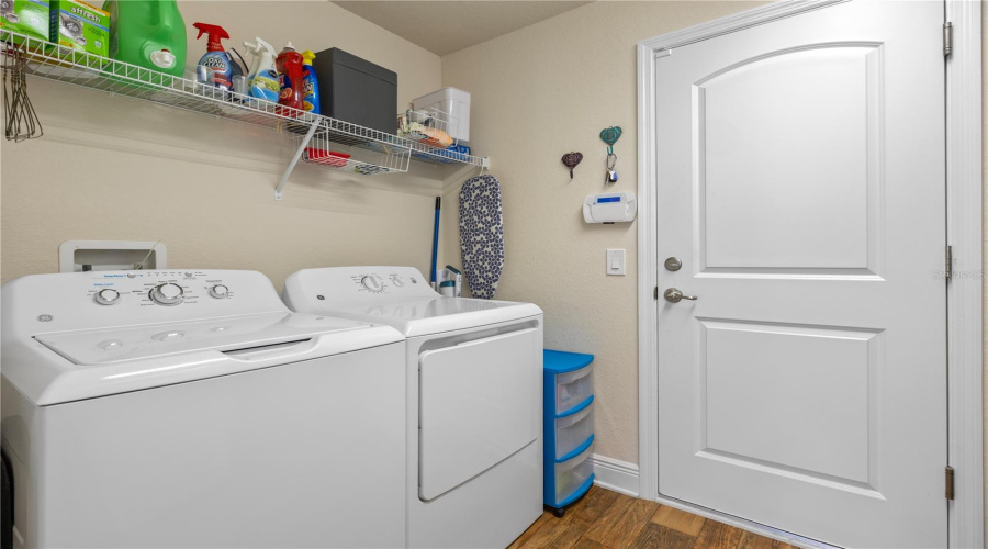 DAVENPORT, Florida 33837, 3 Bedrooms Bedrooms, ,2 BathroomsBathrooms,Residential,For Sale,SAND HILL POINT,0,MFRP4935935 DAVENPORT, Florida 33837, 3 Bedrooms Bedrooms, ,2 BathroomsBathrooms,Residential,For Sale,SAND HILL POINT,0,MFRP4935935