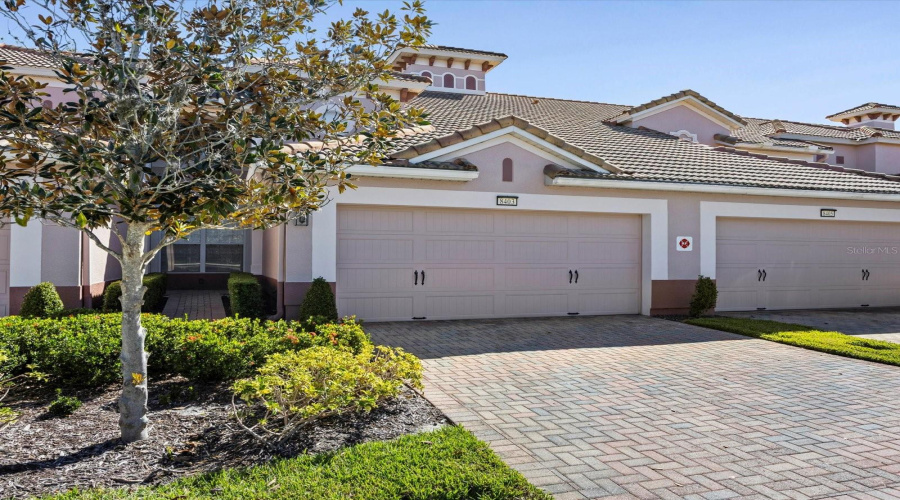 DAVENPORT, Florida 33896, 3 Bedrooms Bedrooms, ,2 BathroomsBathrooms,Residential,For Sale,RIVERDALE,0,MFRO6356003 DAVENPORT, Florida 33896, 3 Bedrooms Bedrooms, ,2 BathroomsBathrooms,Residential,For Sale,RIVERDALE,0,MFRO6356003