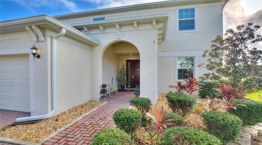 Front right view Front right view