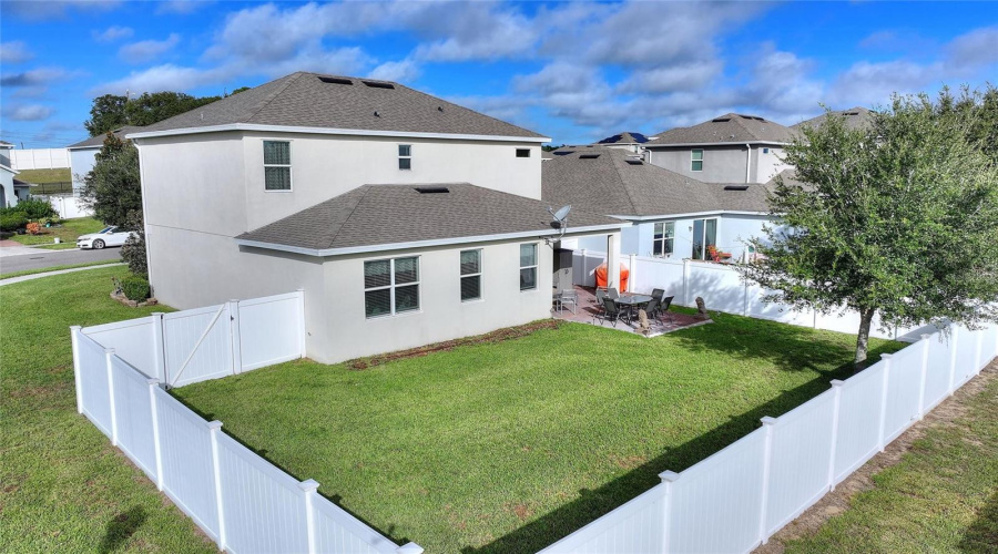 Fenced Yard Fenced Yard