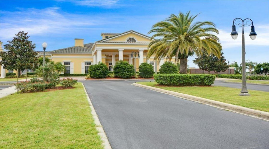 DAVENPORT, Florida 33837, 4 Bedrooms Bedrooms, ,3 BathroomsBathrooms,Residential,For Sale,CORTLAND,0,MFRO6356160