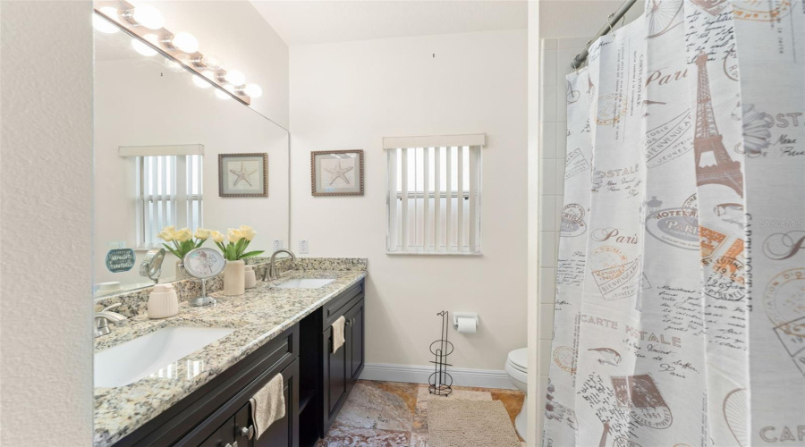 KISSIMMEE, Florida 34746, 4 Bedrooms Bedrooms, ,2 BathroomsBathrooms,Residential,For Sale,NAVIGATOR,0,MFRO6355797