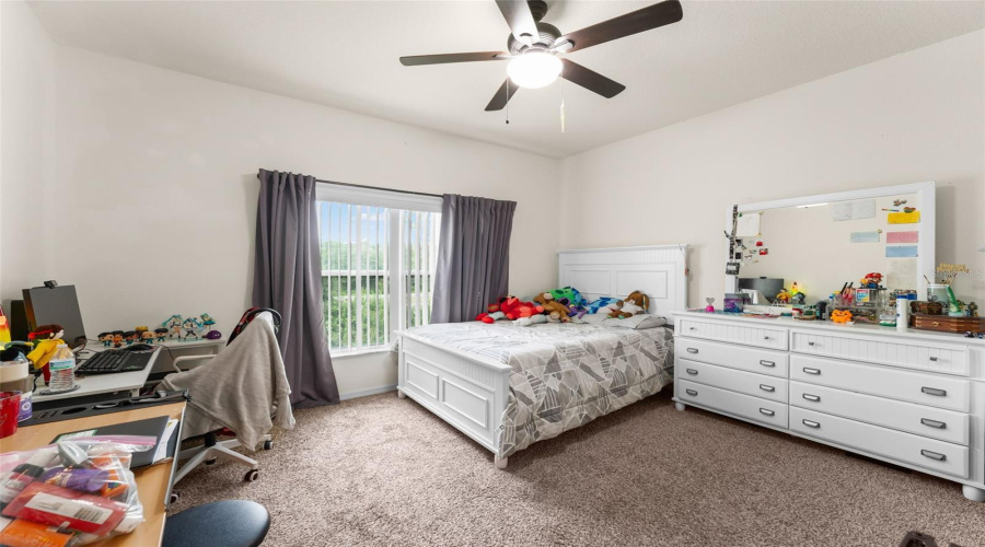 KISSIMMEE, Florida 34746, 4 Bedrooms Bedrooms, ,2 BathroomsBathrooms,Residential,For Sale,NAVIGATOR,0,MFRO6355797